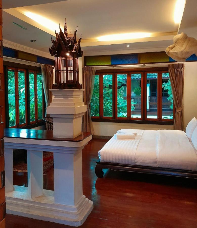 Avara Signature House Hotel Chiang Mai Buitenkant foto